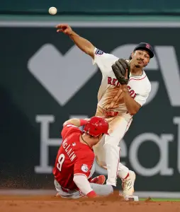 Red Sox make moves to clear room for returning Alex Bregman, Hunter Dobbins