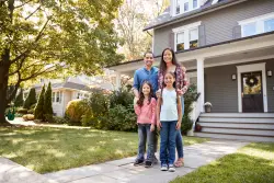 Here’s how much money a family of four now needs to earn each year to live comfortably in New York