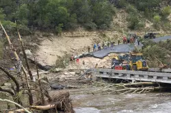 Teen who helped family escape from van is among those killed in Texas floods